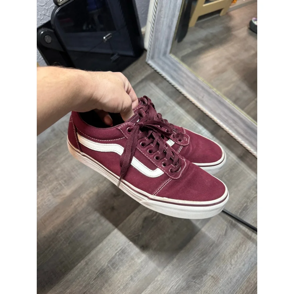 Vans Ward Mens Sneakers Port Royale Burgundy White Skate Shoes